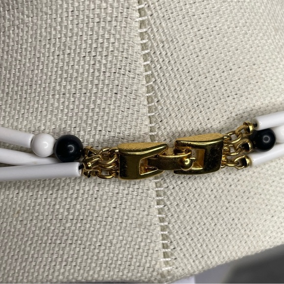 Vintage Monet Black and White Beaded 34" Necklace Timeless Design - Picture 6 of 9